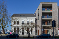 Alte und neue Fassade nebenenander.